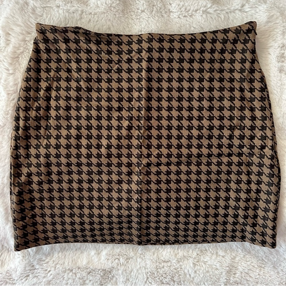 VINTAGE Express Houndstooth mini skirt